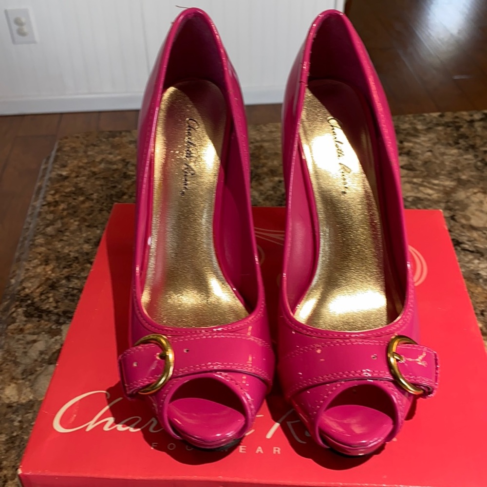 Charlotte Russe hot pink patent pumps size 6